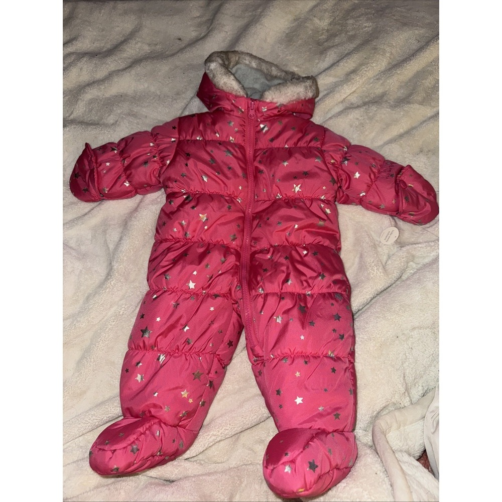 Carter's Pink W/Silver Stars‎ Baby Girl size 0-3M hooded  snowsuit Mittens NWT